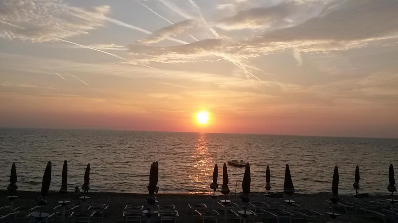 Alberto Quadrilocale A Soli 150M Dal Mare Marina di Castagneto Carducci Dış mekan fotoğraf